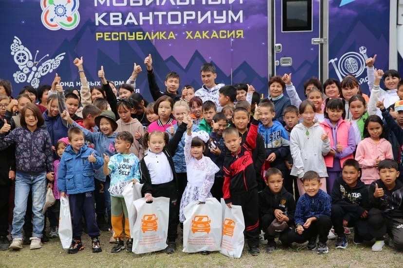 В селе Верх-Аскиз для школьников провели «День открытых дверей» в преддверии 1 сентября